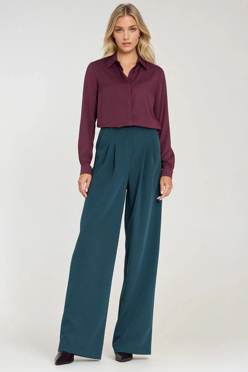 Women trousers model 219764